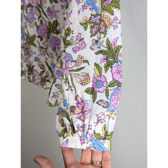 EUC Talbots Flourishing Vine Popover Top Sz M Floral White Purple Long Sleeve - Picture 6 of 6